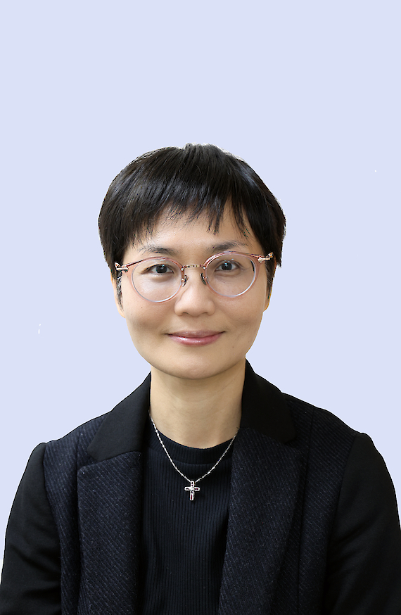 譚嘉茵姑娘
