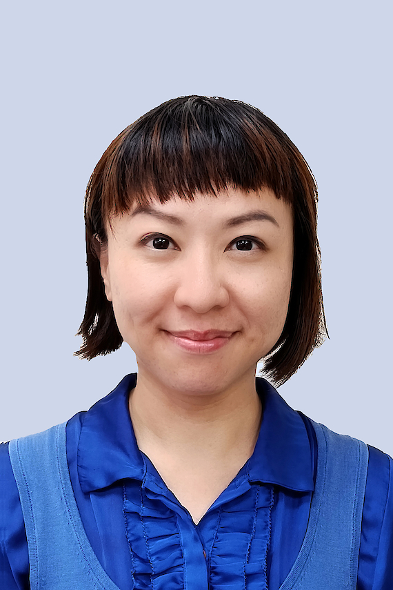薛叡婷女士